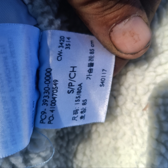 Women Y2k Levis Sherpa Coat - Picture 8 of 13